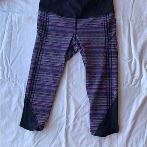 Lululemon crop 17”